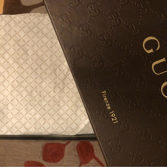 Gucci Loafers with Buckle and complimentary dust bag Brand New Authentic - Picture 8 of 16